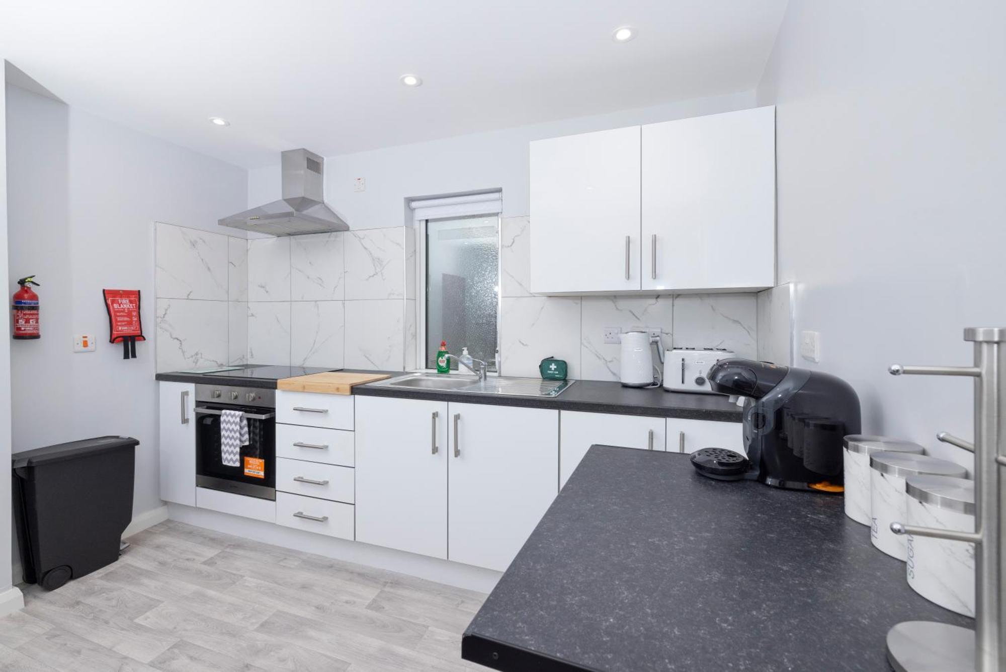 Modern 2 Bed Apartment Enniskillen Exterior photo
