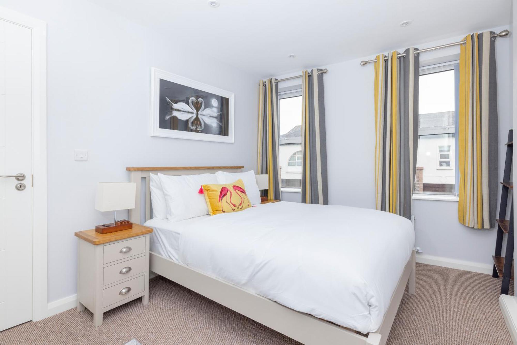 Modern 2 Bed Apartment Enniskillen Exterior photo