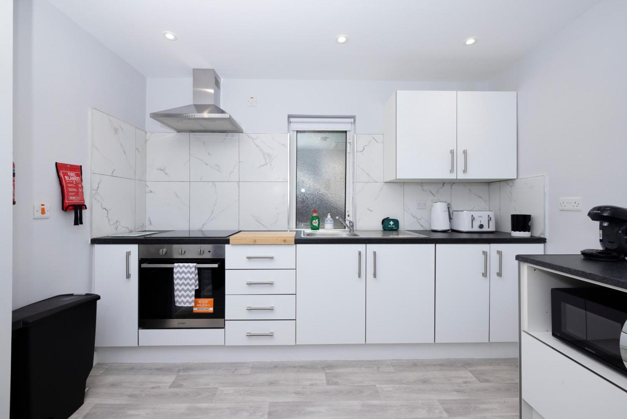 Modern 2 Bed Apartment Enniskillen Exterior photo