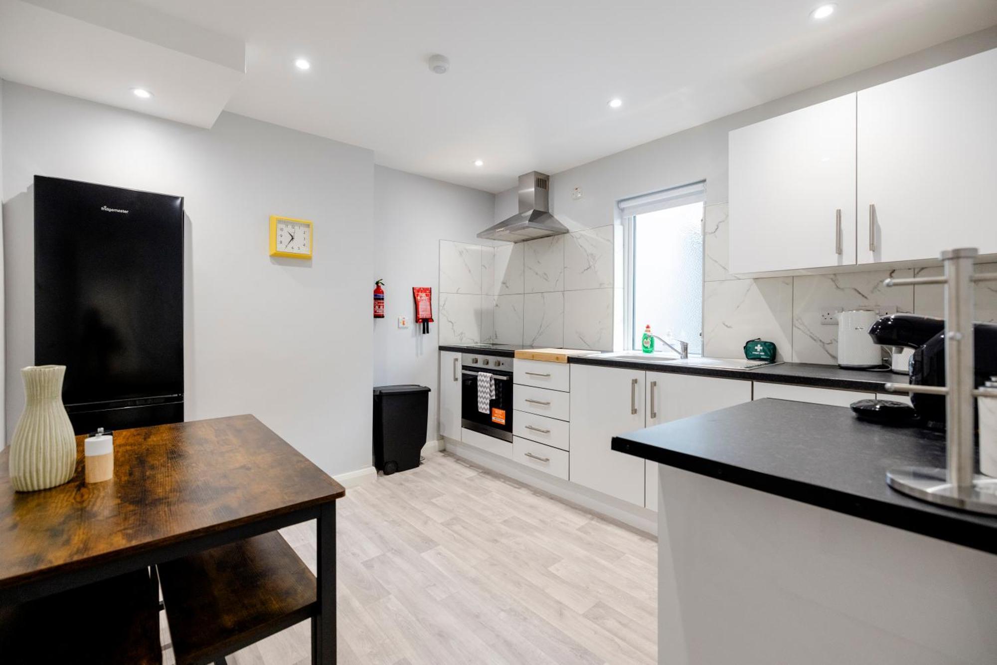 Modern 2 Bed Apartment Enniskillen Exterior photo