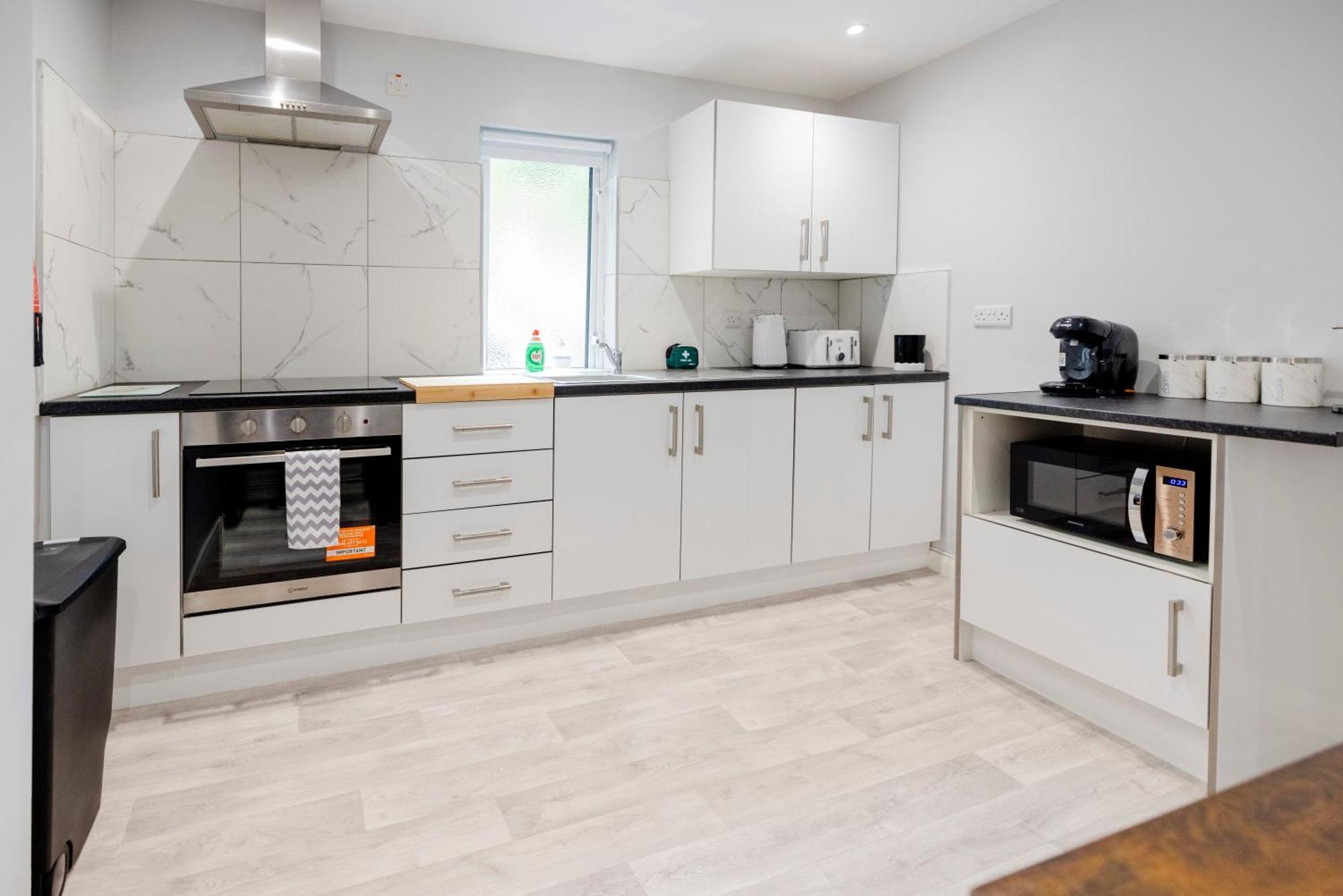 Modern 2 Bed Apartment Enniskillen Exterior photo